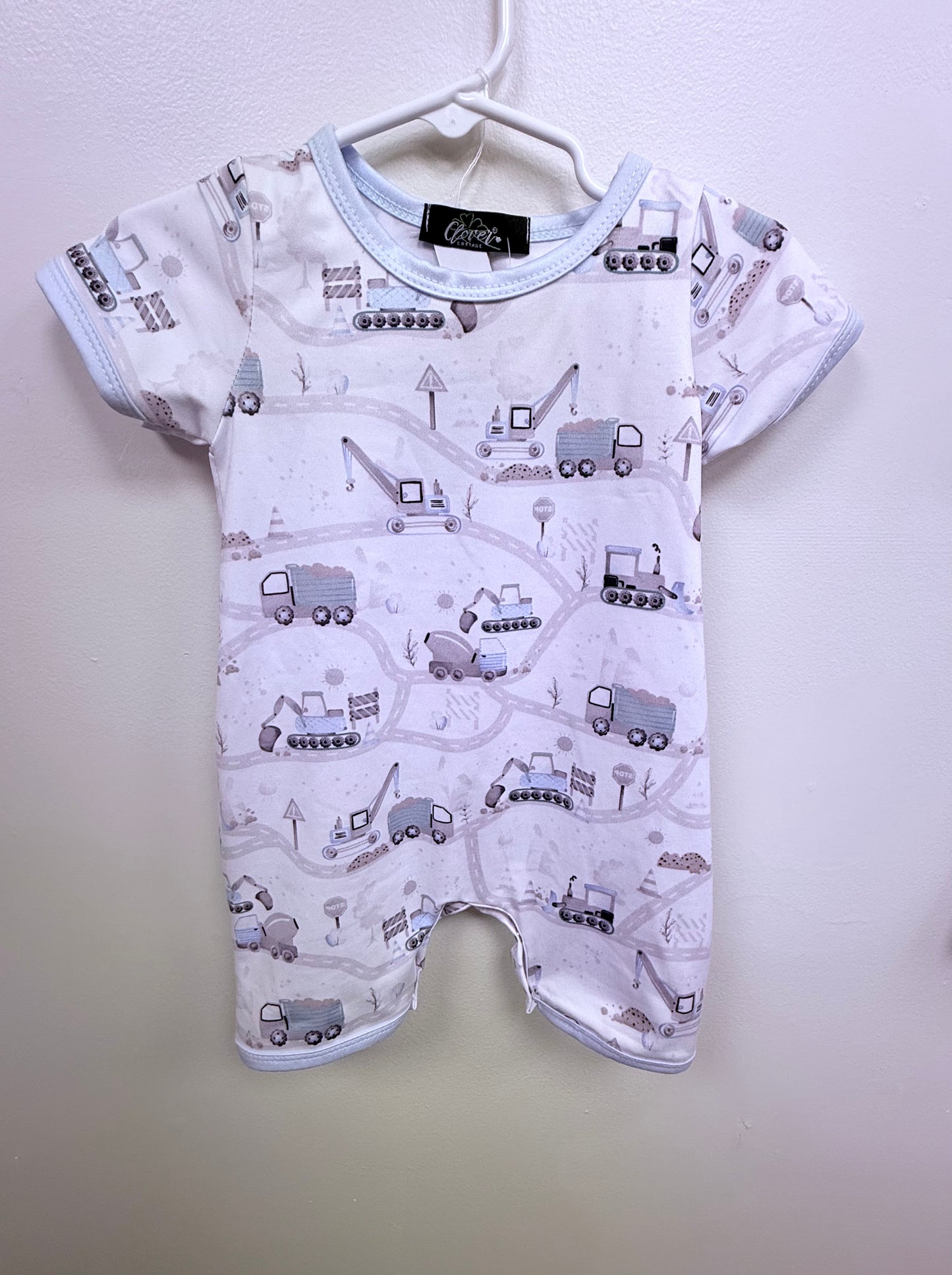 Boys One Piece Romper Size 6-12 Months