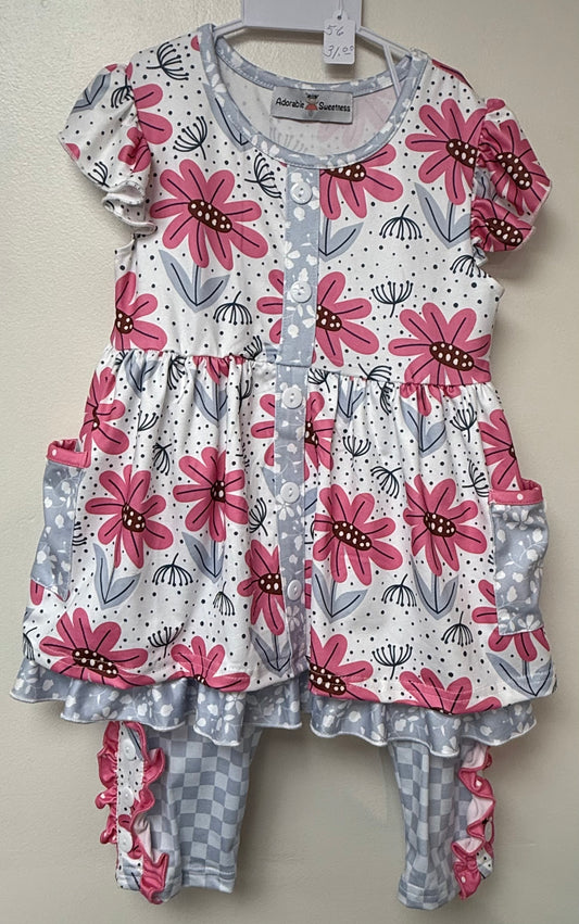 Tunic Top with Capri Pants Size 5-6